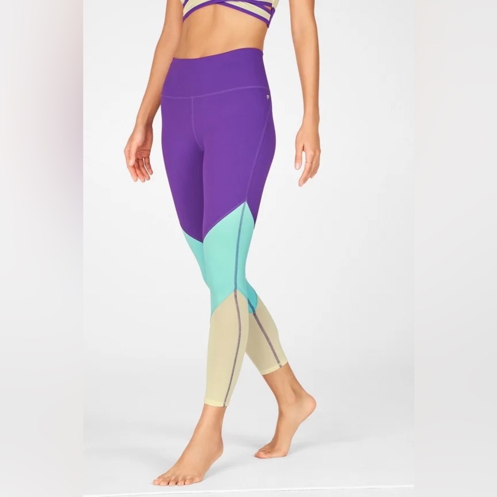 Fabletics Zone High-Waisted 7/8 Leggings.